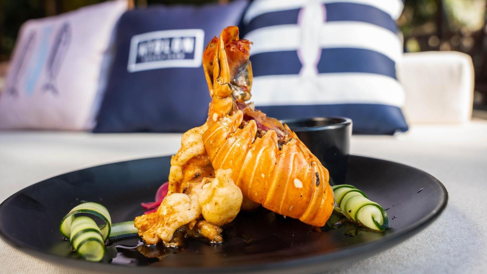 Hotel Castillete & Club