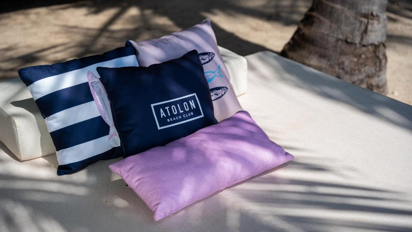 Castillete & Club Hotel Tierra Bomba