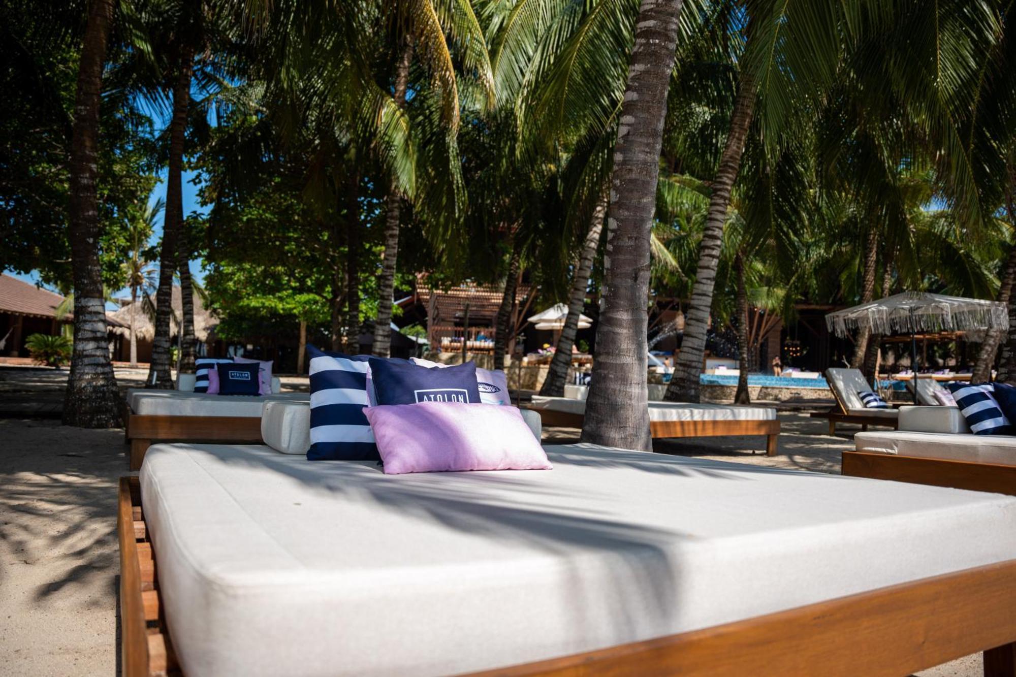 Castillete & Club * Tierra Bomba